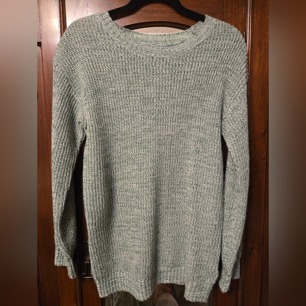 Women's Heathered Green Sweater